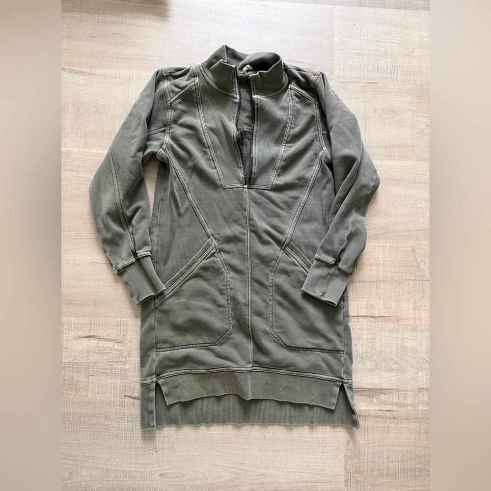Anthropologie Daily Practice Meru Long Sleeve